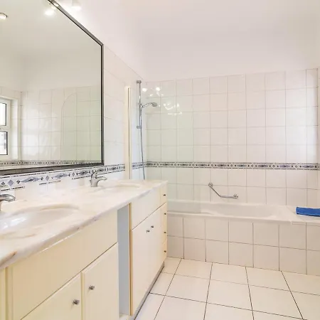 Sleeps 14 With Pool And Wifi וילה Sesmarias